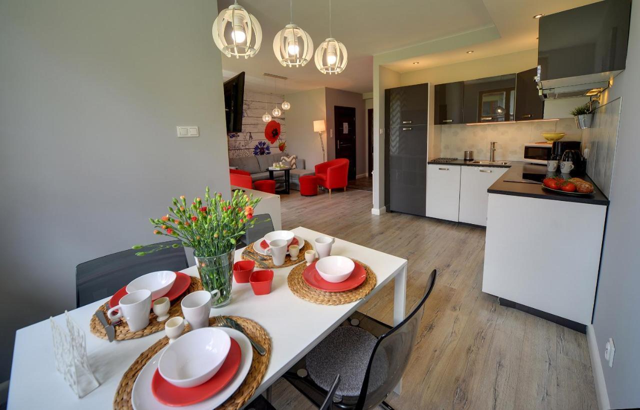 Aparthotel Sun Seasons 24 - Komuny Paryskiej 45